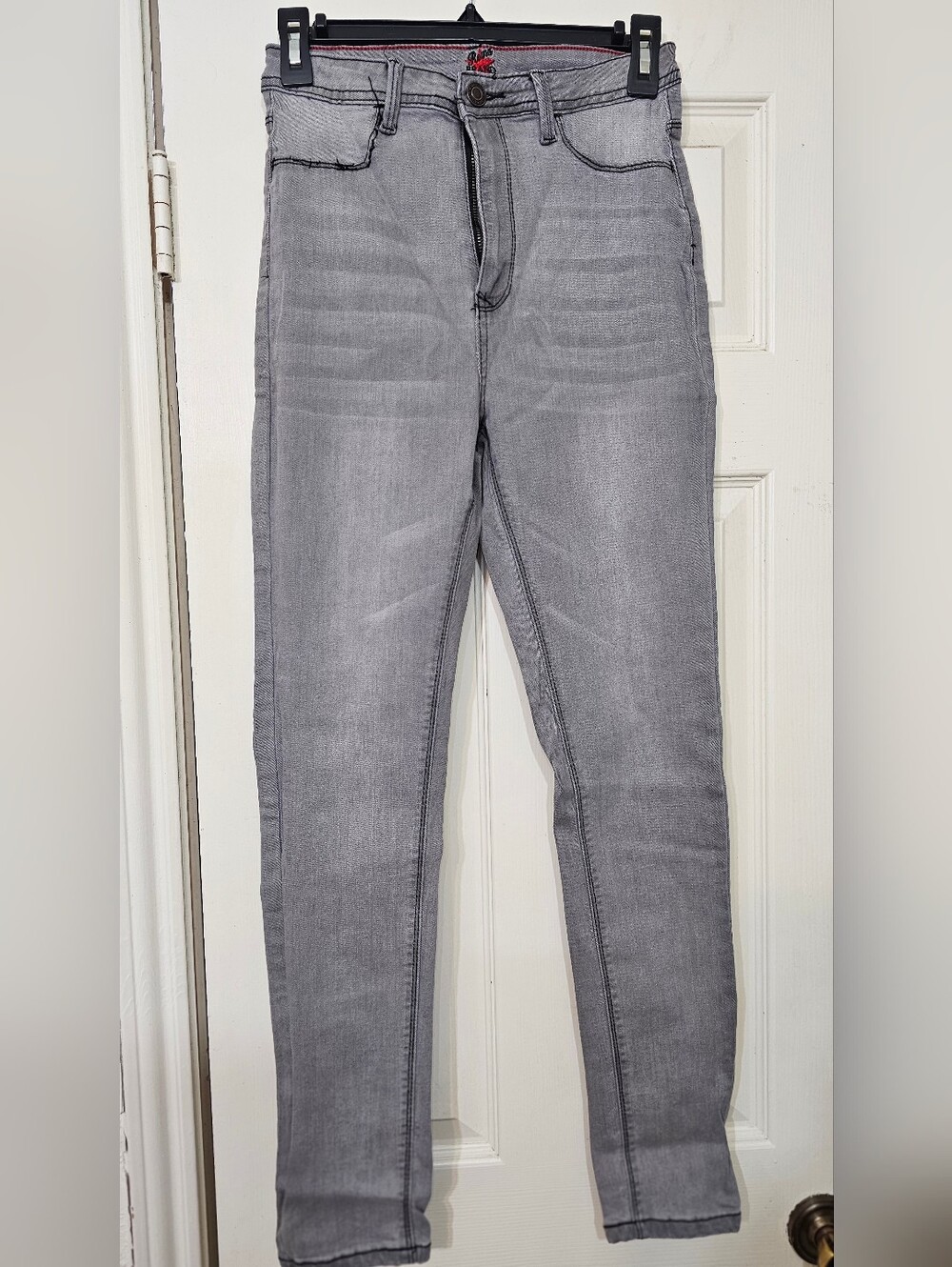 Women's Gray High-Rise Slim Jeans
